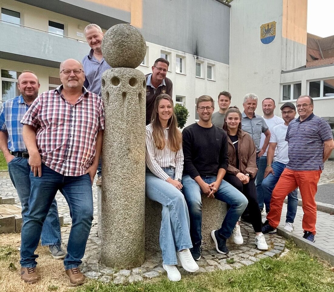 Ohne Partei und nur dem Bürger verpflichtet. Das ist das Motto der neu gegründeten Bürgerliste in Floß. Als direkter Nachfolger der unabhängigen Bürger aus der Fraktion der Freien Demokraten und unabhängigen Bürger (FDP/UB) möchte man weiterhin die starke dritte politische Kraft in Floß sein.