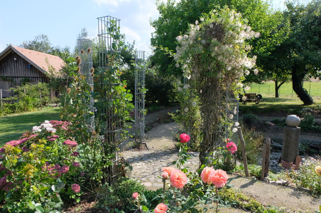 Floß. Der Kreislehrgarten feiert am Sonntag, 21. September, von 10 bis 17 Uhr sein 30-jähriges Bestehen unter dem Motto Streuobst, mit ökumenischem Gottesdienst, Familienprogramm und Bewirtung.