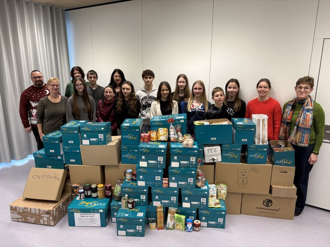 Kemnath. Die Realschule am Tor zur Oberpfalz sammelt auch in diesem Jahr zu Weihnachten für die Kemnather Tafel. Schülerschaft und Lehrkräfte sammelten Lebensmittel und Hygieneartikel.
