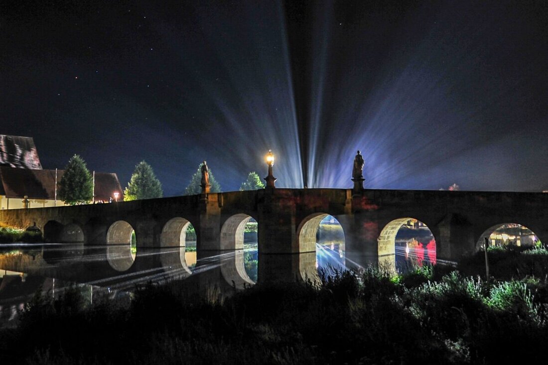 Tirschenreuth. Vom 9. August bis 5. Oktober 2025 feiern die Fotofreunde Tirschenreuth ihr 70-jähriges Bestehen mit einer Jubiläumsausstellung im MuseumsQuartier, inklusive Begleitprogramm.