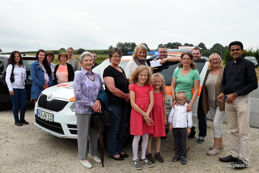 Floß. „Die Leute trauen sich nicht“, bedauerte Noah Lugert von den Helfern vor Ort. Bisher sei er erst ein einziges Mal an einen Einsatzort gekommen, wo die Tochter des Patienten [&hellip;]