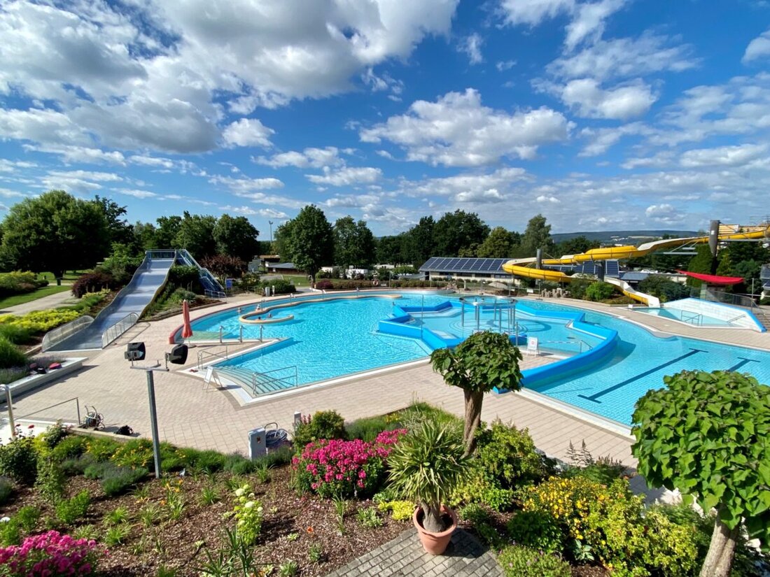 Schwandorf. Am 21. September geht die Saison im Erlebnisbad Schwandorf zu Ende. Bevor sich das Bad endgültig in den "Winterschlaf" verabschiedet findet am 28. September noch das beliebte Hundeschwimmen statt. 