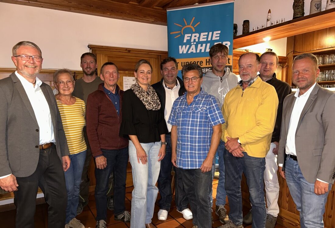 Hahnbach. Die Freien Wähler wählten am 23. September 2025 im Gasthaus am Frohnberg Martin Sichelstiel zum Vorsitzenden und stellten die Weichen für die Kommunalwahl 2026. Er folgt auf Markus Schinhammer.
