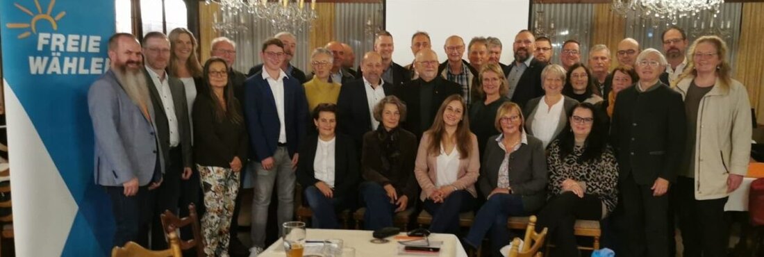 Püchersreuth. Die Freien Wähler im Landkreis Neustadt/WN haben im Landhotel Igel Rebekka Fischer aus Tännesberg einstimmig zur Landratskandidatin gekürt. Mit 60 Bewerberinnen und Bewerbern gehen sie in die Kreistagswahl 2026.