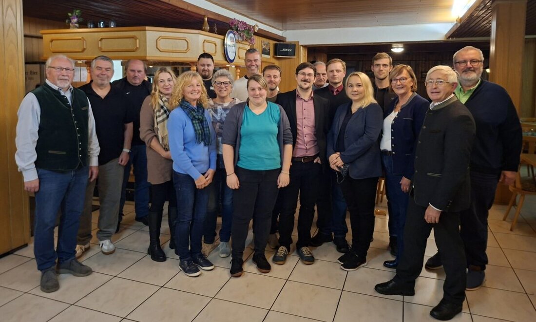 Neustadt/WN. Die Freien Wähler Neustadt präsentieren ihre Stadtratsliste für 2026 – "mit engagierten Frauen, jungen Familien, erfahrenen Kräften und viel Zuversicht für ein gemeinschaftlich starkes, nachhaltiges und familienfreundliches Neustadt", so eine Pressemitteilung vom Dienstag. 