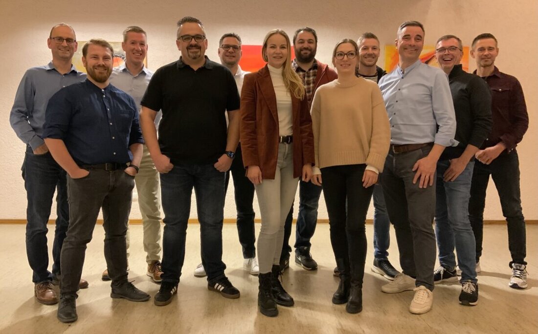 Vorbach. Die Freie Wähler Gemeinschaft Vorbach/Oberbibrach/Höflas hat im Dorfwirt ihre Liste für die Kommunalwahl am 8. März 2026 nominiert. Altbürgermeister Werner Roder lobte das Engagement; die FWG startet mit Rückenwind.