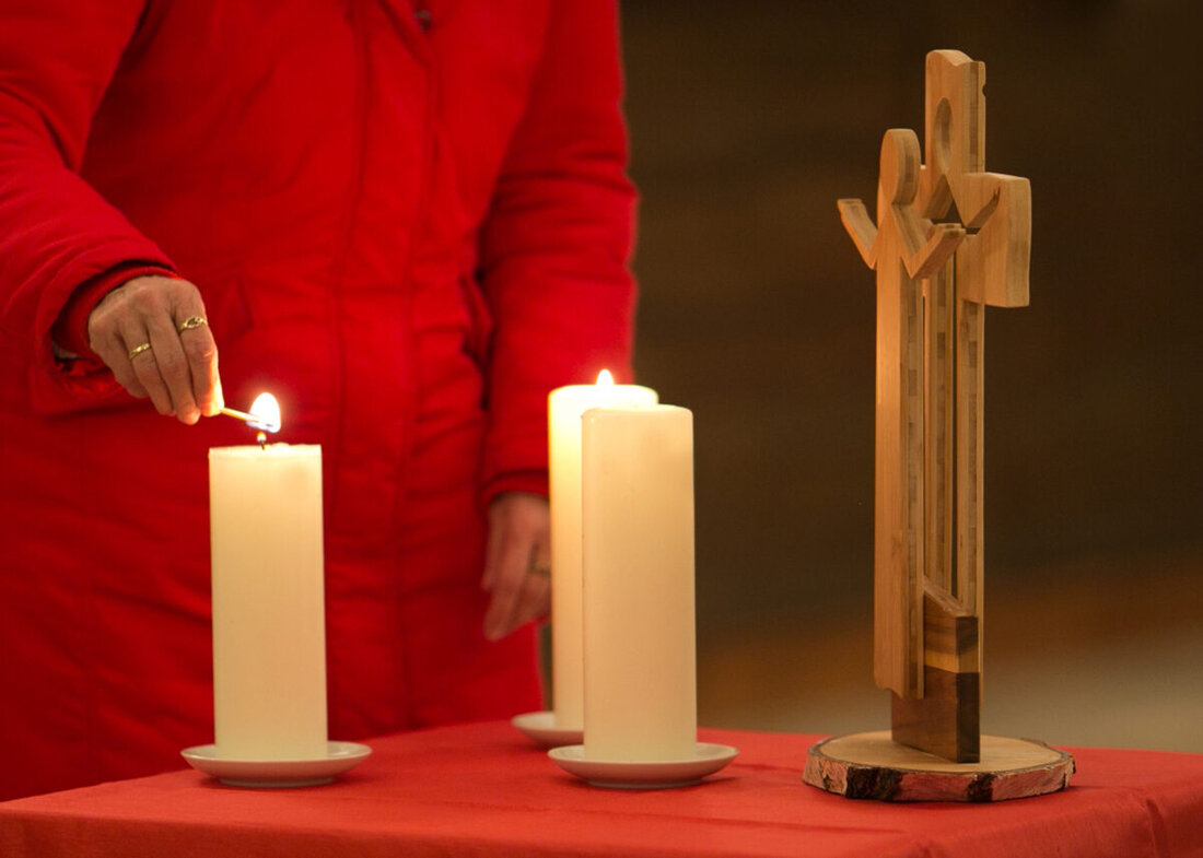 Weiden. Am Montag, 5. Oktober 2026, 19 Uhr, stellt Sr. Prof. Dr. Nicole Grochowina im Martin-Schalling-Haus die neue Friedensdenkschrift der EKD vor. Eingeladen hat der Freundeskreis der Evangelischen Akademie Tutzing.