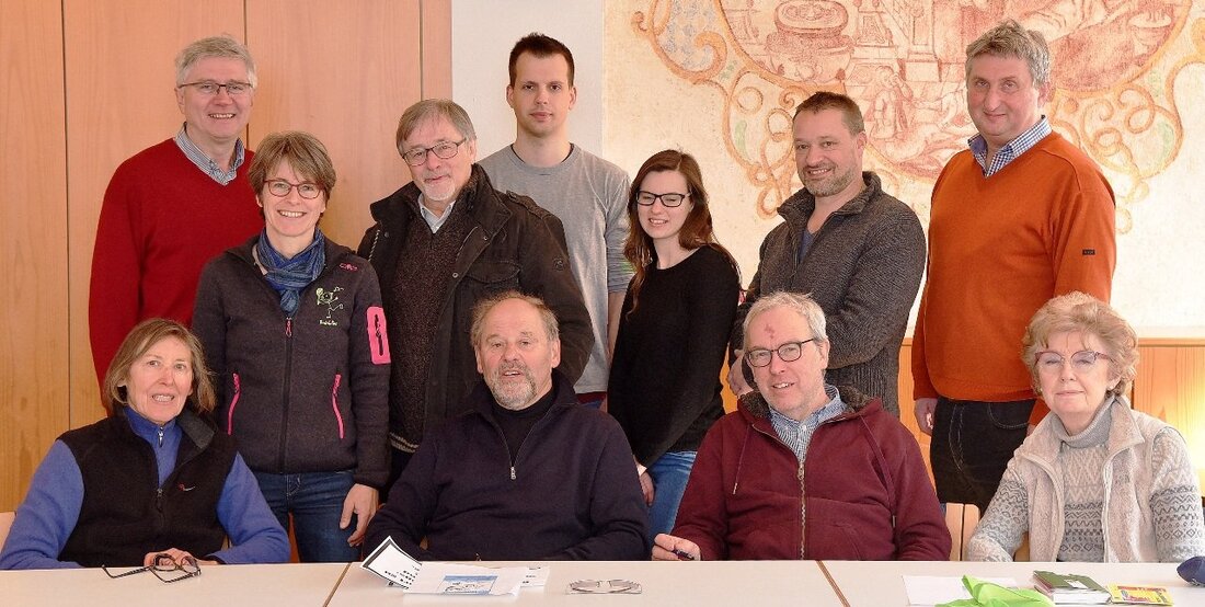 Weiden. In Weiden ist ein Friedensmarsch geplant. Vertreter verschiedener Gruppen und Organisationen wollen “für eine friedliche Zukunft in einer solidarischen Welt” demonstrieren.  Von Jürgen Wilke  Am Ostersamstag dem 31. März [&hellip;]