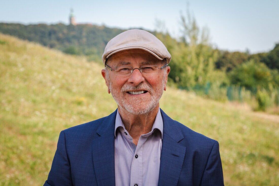 Amberg. Zum Abschluss von 60 Jahren Städtepartnerschaft mit Périgueux liest Friedrich Brandl am Donnerstag, 20. November um 20 Uhr im Stadttheater. Zu hören sind Geschichten und Gedichte über Frankreich und Périgueux. Begleitet wird die musikalische Lesung von Sebastian Birner (Klavier).