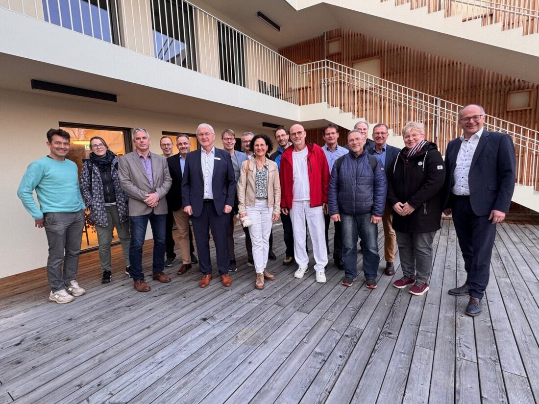 Kemnath. Der fünfte Workshop beleuchtet die Allgemeinchirurgie und das Profil der Kliniken Nordoberpfalz in Kemnath und Weiden. Knapp 25 Ärztinnen und Ärzte hörten drei Vorträge von Hernien bis Roboterchirurgie.