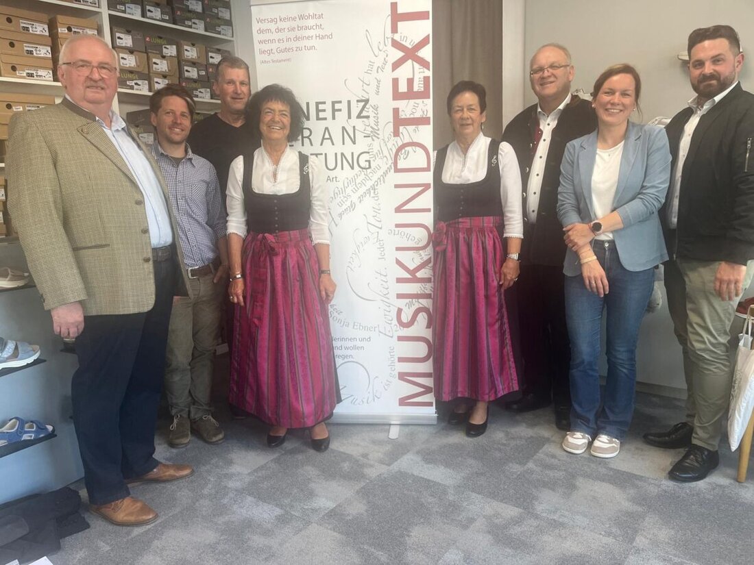 Neustadt. Die Organisation "Musik und Text" faszinierte erneut mit einer Benefizveranstaltung zur Unterstützung der Kinderkrebshilfe Oberpfalz Nord, wobei 101 Familien profitierten.