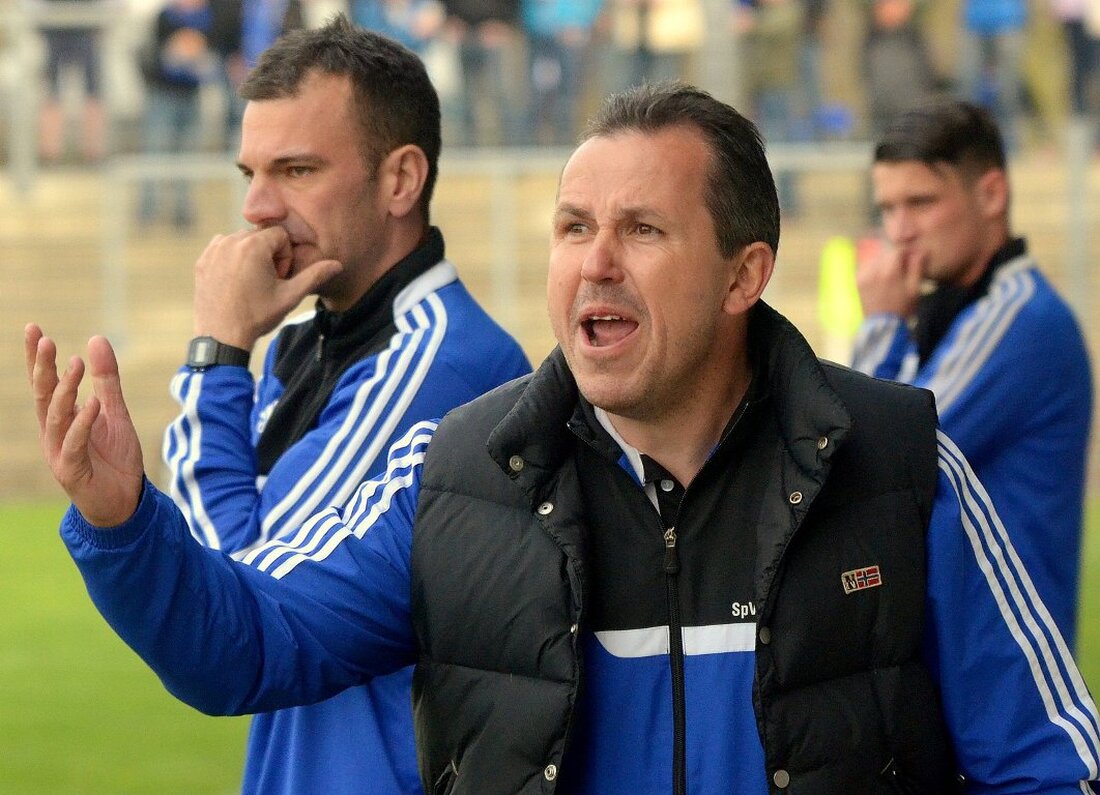 Weiden. Es hat sich angedeutet, die Vorzeichen in den letzten Tagen verdichteten sich: Offiziell ist Tomas Galasek seit Montagabend nicht mehr Trainer des Fußball-Bayernligisten SpVgg SV Weiden. Von Stephan Landgraf [&hellip;]