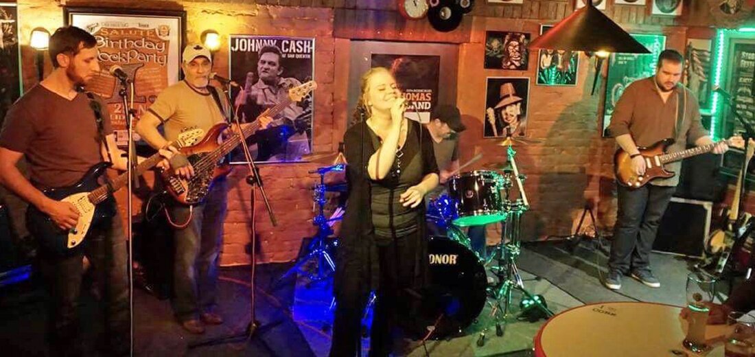 Rothenstadt. Einen gelungenen Abend mit Eigenkompositionen und Coversongs bot die Band “Garbage of Daydreaming” letzten Samstag im Salute. Bei einem vollen Haus sorgten sie mit Blues- und Rock-Musik für tolle [&hellip;]