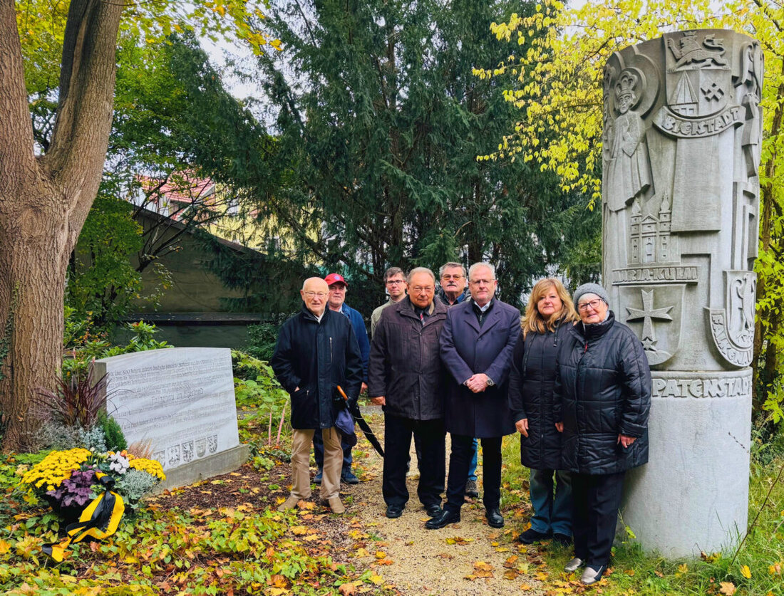 Schwandorf. Anfang Oktober erinnerte die Stadt am Wastl an die Opfer von Flucht und Vertreibung aus Falkenau. Das jährliche Gedenken wird fortgeführt.