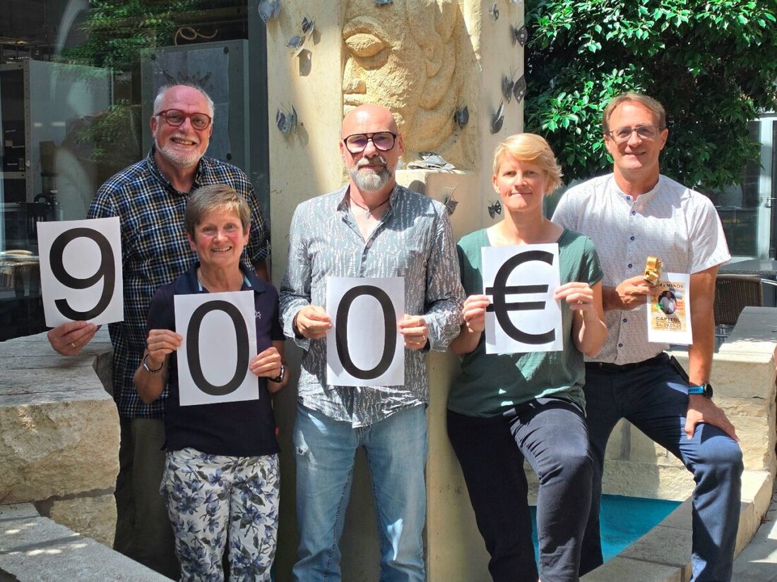 Amberg. Mit einer Spende aus dem Gedenkkonzert „Sam’s Minds“ zu Ehren von Hermann „Sam“ Stadler unterstützen Freunde die Jura-Werkstätten: 900 Euro wurden am 24. Juli 2026 übergeben und kommen direkt den Beschäftigten zugute.
