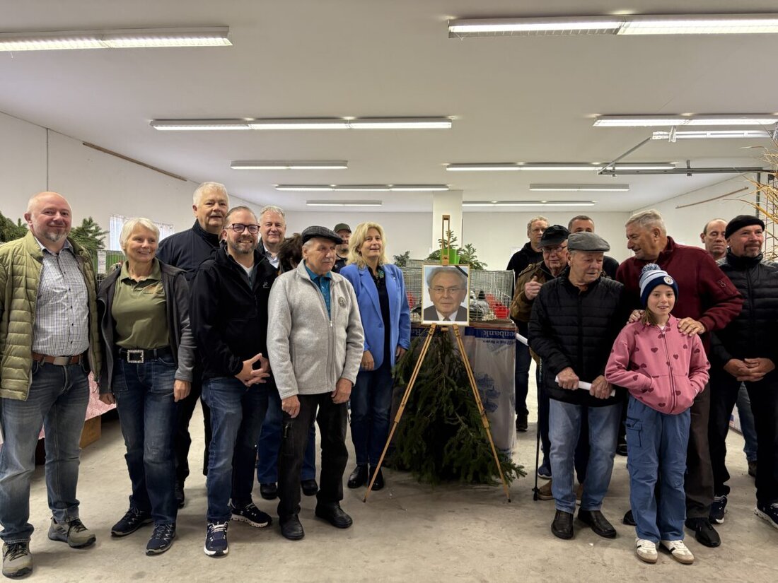 Schnaittenbach. Die 30. Kreisschau und 13. Kaolinpottschau, dem verstorbenen Max Heindl gewidmet, zeigten Leidenschaft und Ehrenamt der Züchter. Viele feierten 100 Jahre Geflügelzucht und bestaunten die große Rassenvielfalt.