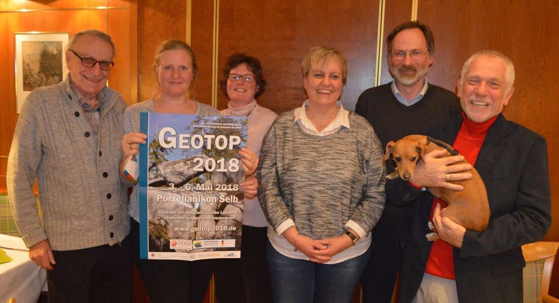 Grafenwöhr. Ob Geo-Rad-Tour, Geo-Wander-Tour, Litera-Tour oder Vulkan-Touren – sehr kreativ zeigen sich die Geo- und Naturführer des Geoparks Bayern-Böhmen. Bei der Jahreshauptversammlung mit Neuwahlen setzen sie auf bewährte Kräfte. Auch [&hellip;]