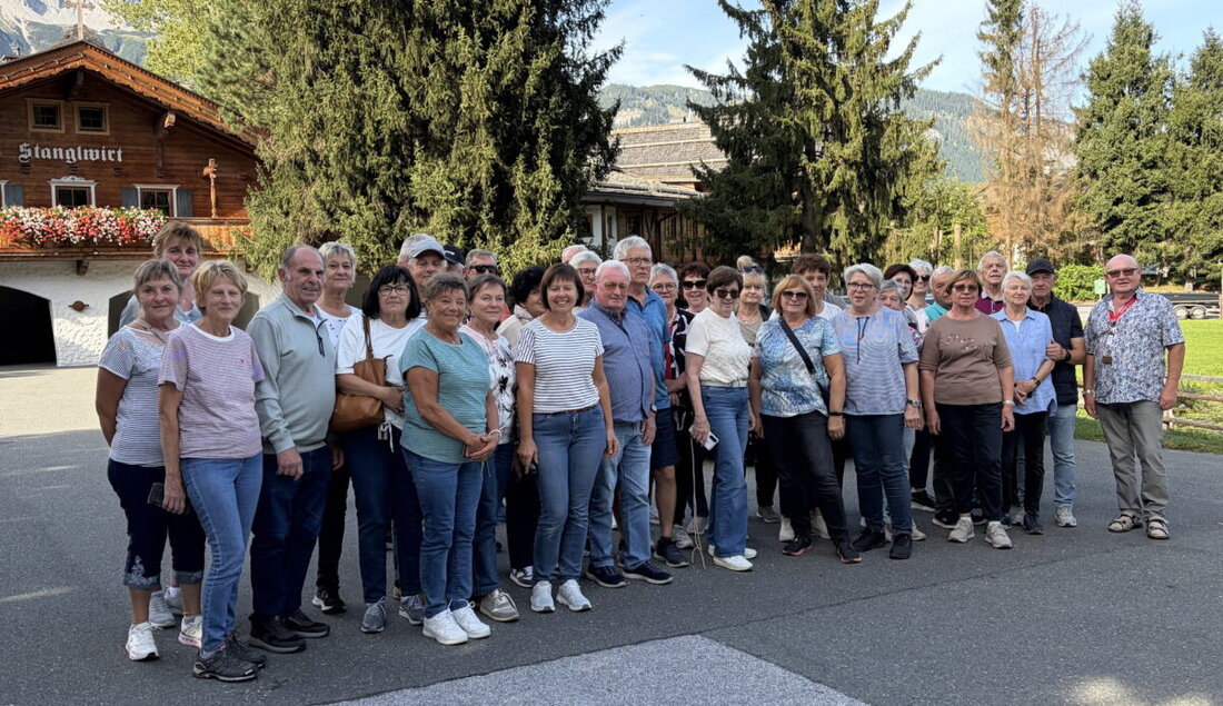 Eschenbach. Die Gesellschaft Frohsinn entdeckte auf einer viertägigen Reise nach Tirol Almabtrieb und Handwerk in Alpbach, Bergdoktor-Kulissen in Going und das Knödelfest in St. Johann.