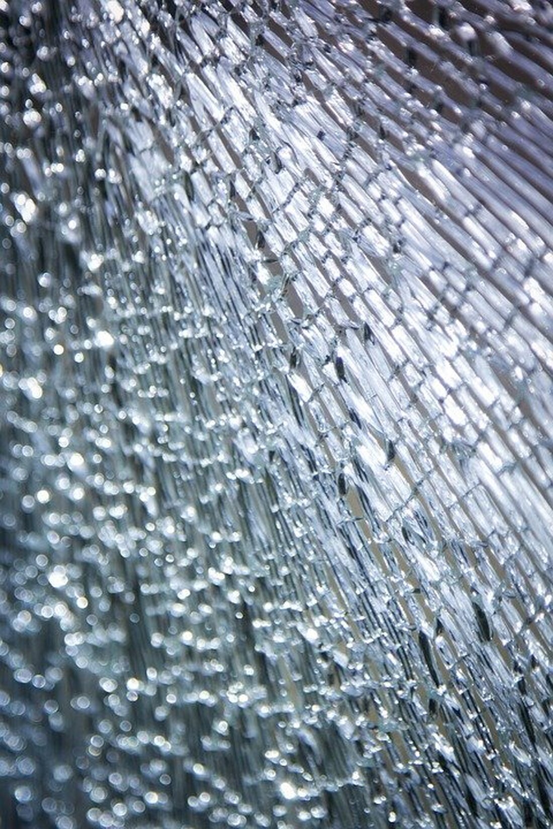 Immenreuth. Immer wieder werden die Schaukästen der Gemeinde zerstört. Jetzt sind drei weitere kaputt. 