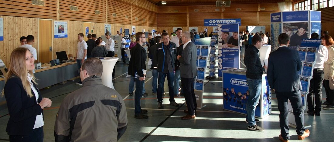 Parkstein. Das Interesse an technischen Berufen zu wecken war das erklärte Ziel des alljährlichen „Go WITRON“-Infotags. Der diesjährige Preis des Schulwettbewerbs ging an eine Weidener Schule. Azubis und Ausbilder präsentierten anhand [&hellip;]