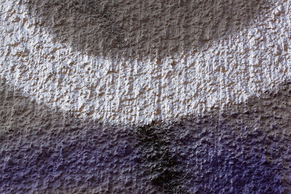 Mähring. Die Polizei sucht einen Schmierfink. 