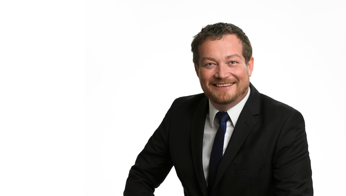 Weiden/Tirschenreuth/Neustadt/WN. Das Votum war eindeutig und die Botschaft klar: Einstimmig hat der Vorstand der SPD im Unterbezirk Weiden-Neustadt-Tirschenreuth beschlossen, der Nominierungskonferenz am 24. September den amtierenden Bundestagsabgeordneten Uli Grötsch erneut als [&hellip;]