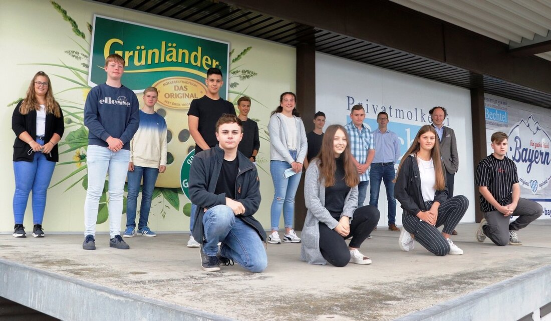 Schwarzenfeld. Am 1. September 2020 begann für 12 Jugendliche der Start ins Berufsleben bei der Privatmolkerei Bechtel in Schwarzenfeld. Derzeit werden 50 Nachwuchskräfte in den Berufen Milchtechnologe, Milchwirtschaftlicher Laborant, Fachkraft für [&hellip;]