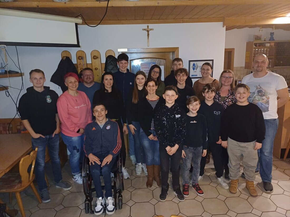 Vohenstrauß. SVSW Kemnath dominiert bei den Kreismeisterschaften am 31. Mai 2025 mit 12 Titeln und vielen weiteren Top-Platzierungen. Andreas Sitzmann und Johanna Schraml glänzen besonders mit mehreren Kreismeistertiteln.