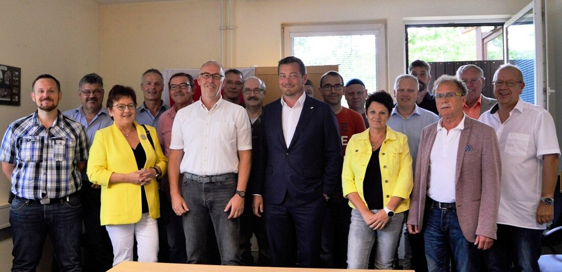 Grafenwöhr. „Der Truppenübungsplatz ist der größte Arbeitgeber in der Region, und seine Beschäftigten damit ganz selbstverständlich ein wichtiger Ansprechpartner für uns“, eröffnete MdB Uli Grötsch seinen Besuch bei den Beschäftigten am [&hellip;]