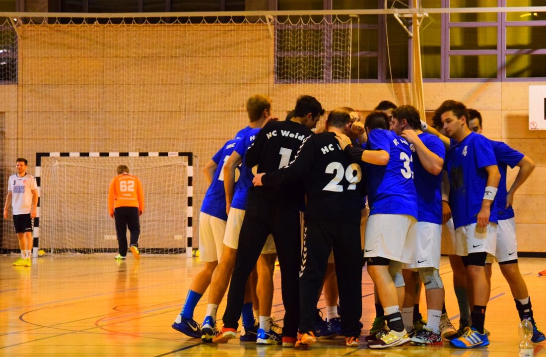 Weiden. Die Handballer des HC Weiden schwimmen weiterhin auf der Erfolgswelle und wollen auch am Sonntag beim FC Neunburg vorm Wald da weitermachen, wo sie letztes Wochenende im Heimspiel gegen Oberviechtach [&hellip;]