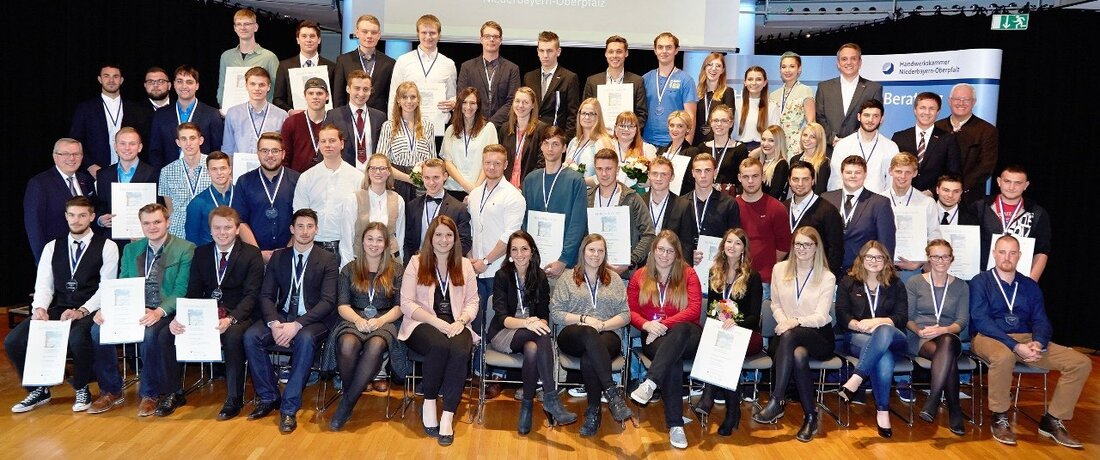 Weiden/Neustadt/WN/Tirschenreuth. 60 Nachwuchshandwerker aus ganz Ostbayern haben gezeigt, was in ihnen steckt: Sie haben den Leistungswettbewerb des Deutschen Handwerks 2017 auf Kammerebene in ihrem jeweiligen Beruf gewonnen. Als Auszeichnung bekamen [&hellip;]