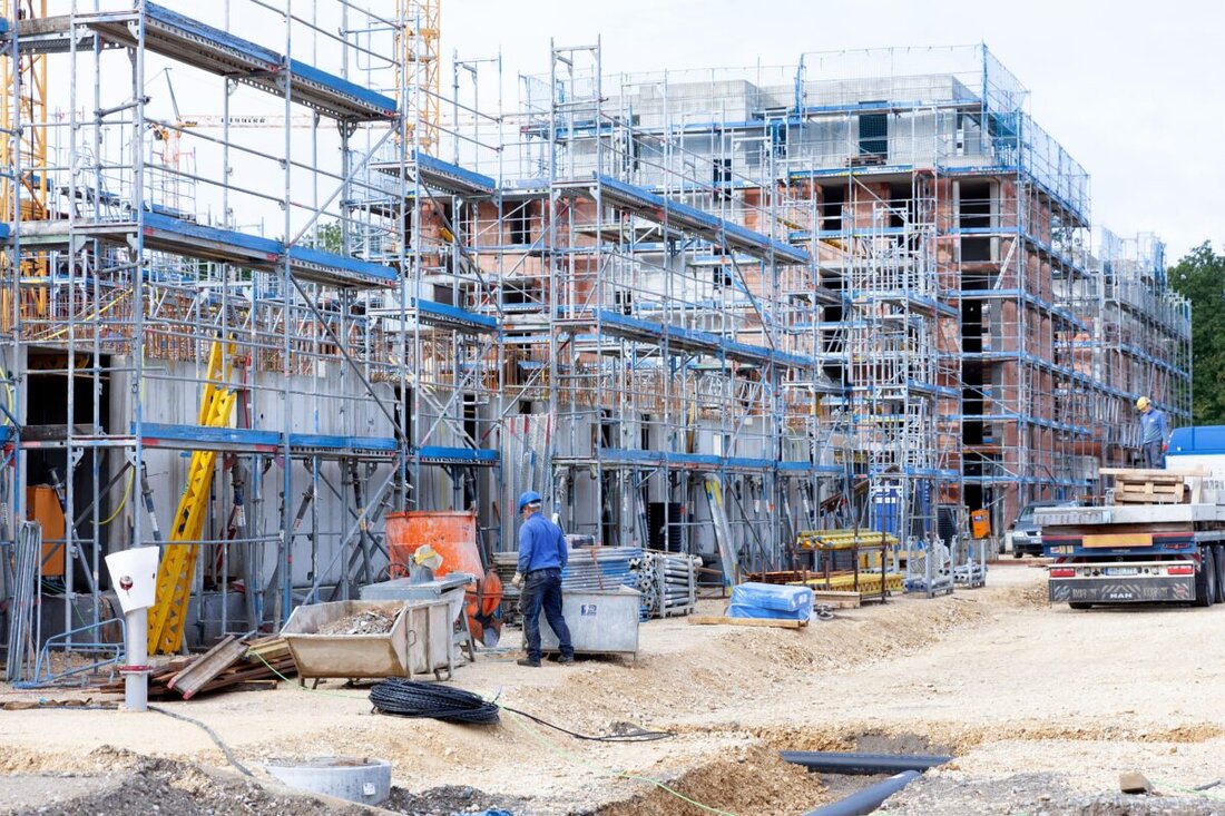 Nordoberpfalz. Das Geschäftsklima im ostbayerischen Handwerk hat sich zum Jahresende 2024 weiter verschlechtert, der Index liegt bei -13 Prozentpunkten. Politische Maßnahmen werden gefordert, um kleinen und mittleren Unternehmen zu helfen und den Negativtrend umzukehren.