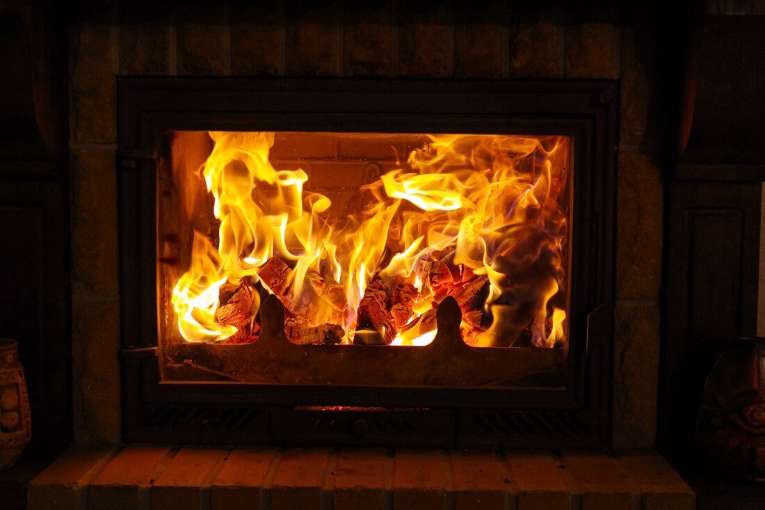 Weiden. Die Energieberatung der Verbraucherzentrale Bayern teilt fünf Tipps, um im Winter Heizkosten zu sparen, ohne auf Wärme im Zuhause zu verzichten.