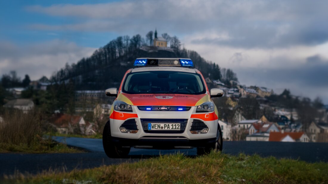 Parkstein. Die Helfer vor Ort (HvO) Parkstein suchen Spenden für ein neues Einsatzfahrzeug, nachdem ihr bisheriges Auto im März 2025 einen irreparablen Motorschaden erlitt. Finanzierung erfolgt ausschließlich über Spenden, jede Unterstützung zählt.