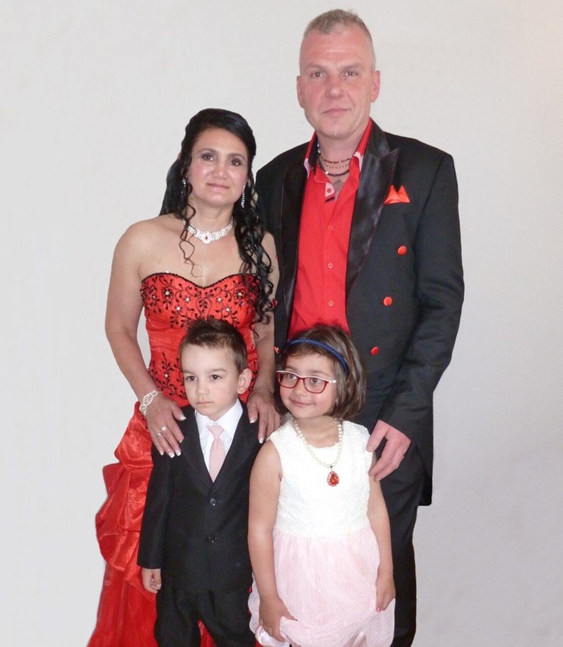 Eschenbach. Es geht in die heiße Hochzeitsphase. Hier kommen die Paare, die im April geheiratet haben. Wir wünschen euch allen einen guten Start ins Eheleben.  Die Brautpaare der Woche: 07.04.2018 Carmen [&hellip;]