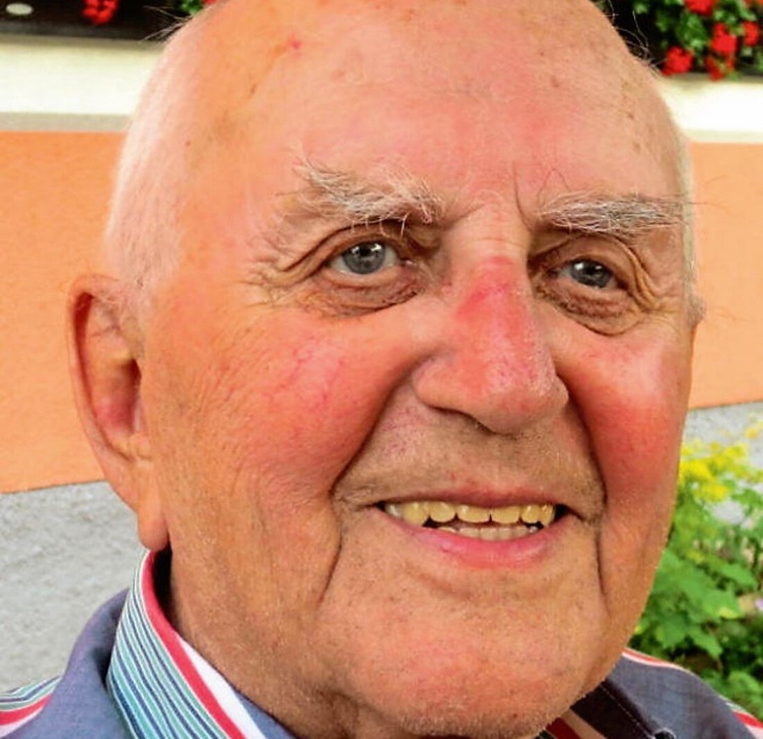 Weiden/Wiesau. Funktionäre, Spieler und Verantwortliche der Fußball-Vereine des Kreis Weiden/Amberg trauern um Herbert Wenz. Der allseits bekannte und beliebte ehemalige Trainer, der unter anderem bei der SpVgg SV Weiden, dem [&hellip;]