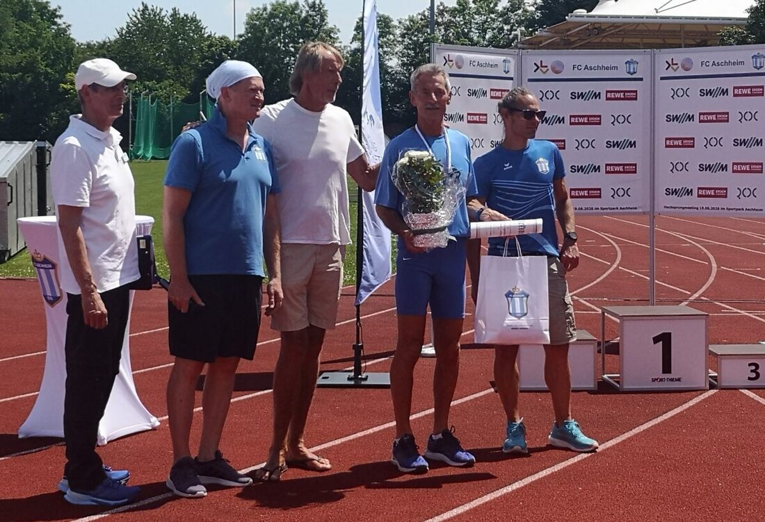 Aschheim/Weiden. Manfred Ziegler scheitert knapp daran, seinen eigenen Weltrekord im Hochsprung in der Altersklasse M65 auf 1,69 Meter zu verbessern. Carlo Thränhardt, eine Legende des deutschen Sports, unterstützte das Event als Moderator und sorgte für ein persönliches Highlight Zieglers.
