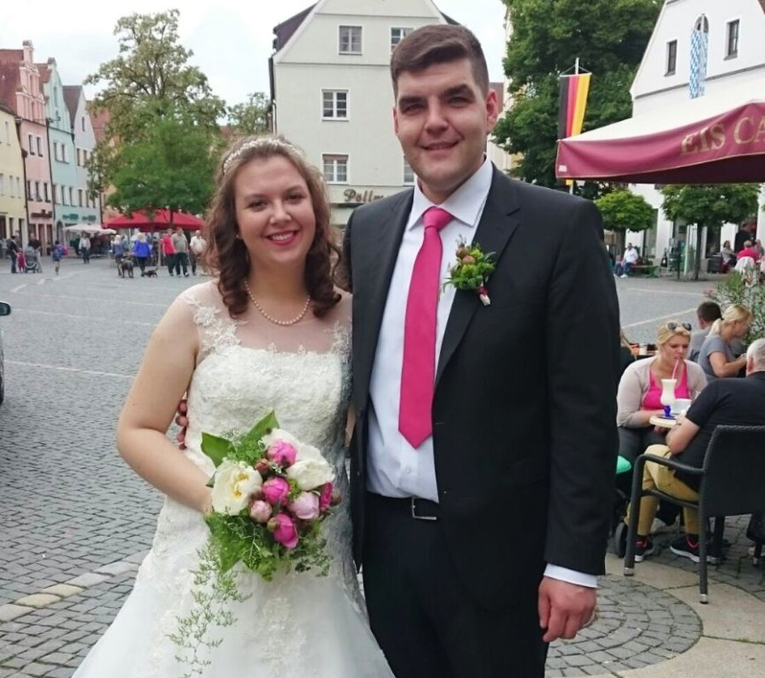 Weiden. Wir gratulieren zur Hochzeit! In der Woche vom 6. Juni bis 12. Juni haben für zwei Paare im Standesamt Weiden die Hochzeitsglocken geläutet. Wir freuen uns mit und wünschen alles Gute.  [&hellip;]