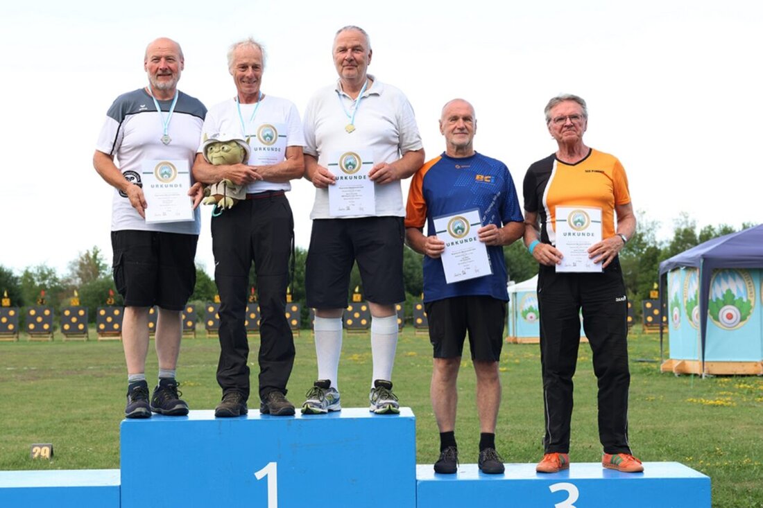 Pressath. Nach einer Hallenpause ist Bogenschütze Hubert Schulze zurück und holt bei der Bayerischen in Hochbrück 619 Ringe und Platz fünf. Jetzt peilt er die Deutsche Meisterschaft in Wiesbaden vom 11. bis 13. September an.