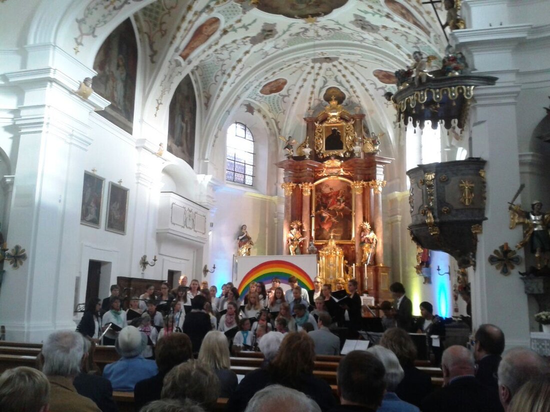 Neustadt/WN. Schon seit Langem träumt Martina Näger von einem Konzert – unter ihrer Leitung. Gemeinsam mit Freunden und dem Kinder- und Jugendchor der Pfarrei St. Georg wurde dieser Traum jetzt [&hellip;]