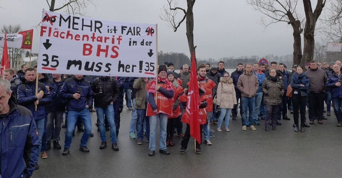 Weiherhammer/Pirk. Die IG Metall verschärft weiter ihre Warnstreiks in der bayerischen Metall- und Elektroindustrie. Heute beteiligen sich auch Mitarbeiter der BHS Weiherhammer und Constantia Hueck Folien &amp; Constantia Business Services in [&hellip;]