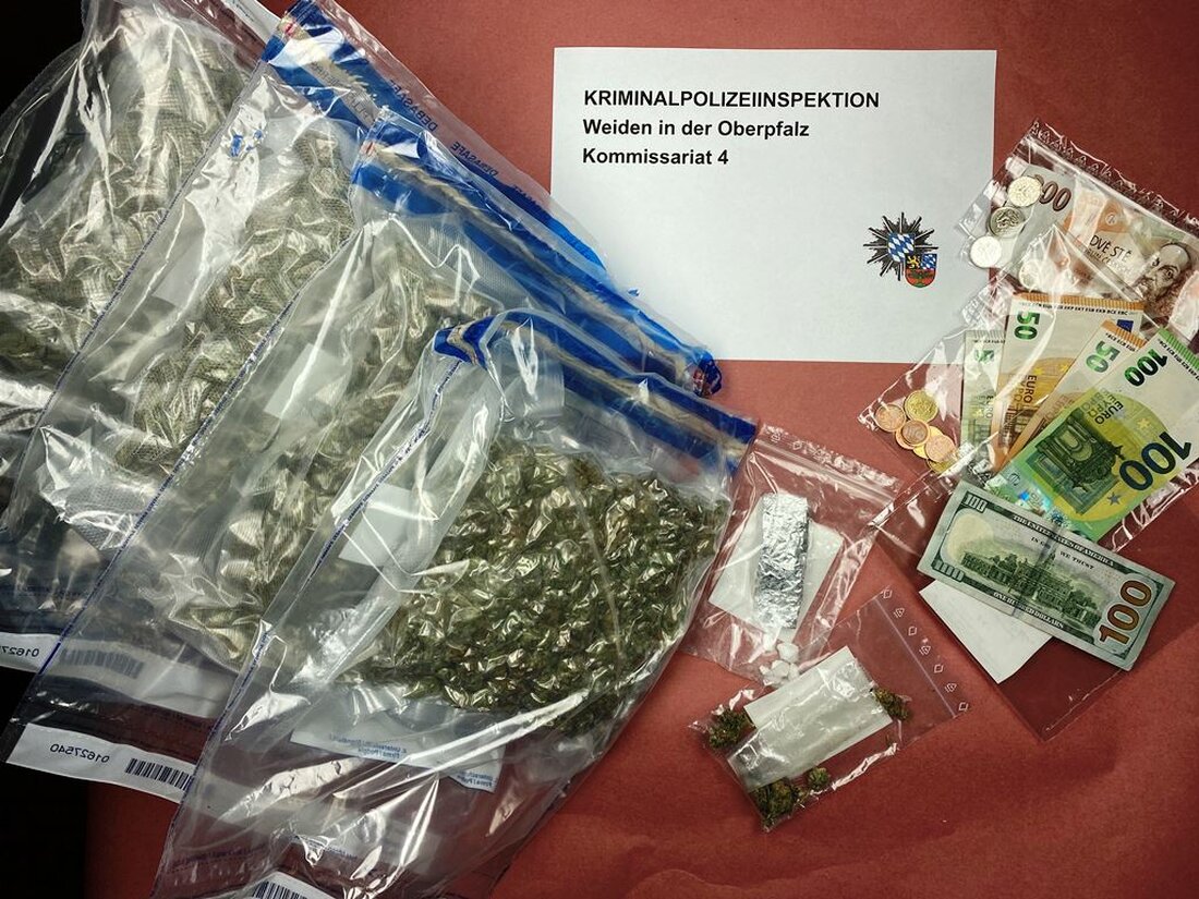 Weiden. Fünf Haftbefehle und Sicherstellung von mehreren Kilogramm Marihuana sind Ergebnisse akribischer Ermittlungsarbeit der Weidener Kriminalpolizei. Seit Sommer 2020 ermitteln die Beamten des zuständigen Fachkommissariats der Kriminalpolizeiinspektion Weiden gegen eine [&hellip;]