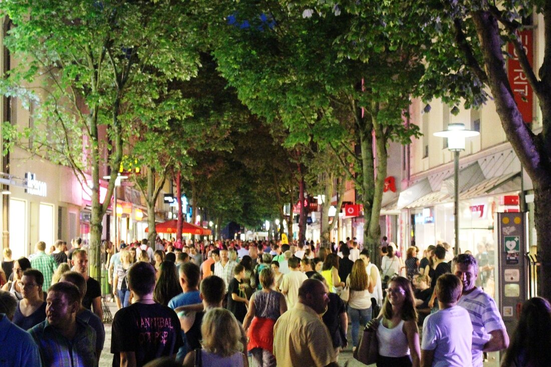 Weiden. Nur noch wenige Tage bis Weiden träumt – die Kultur- und Einkaufsnacht. Ab 19 Uhr bis Mitternacht herrscht hier am 22. Juli wieder reges Treib in der Weidener Innenstadt.  Die [&hellip;]