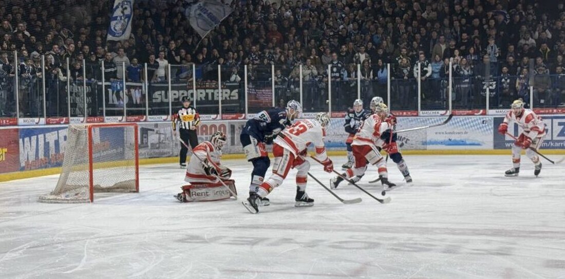 Weiden. Die Blue Devils Weiden besiegen EC Bad Nauheim mit 3:2 in einem spannenden Spiel und ziehen ins DEL 2-Playoff gegen die Krefeld Pinguine.