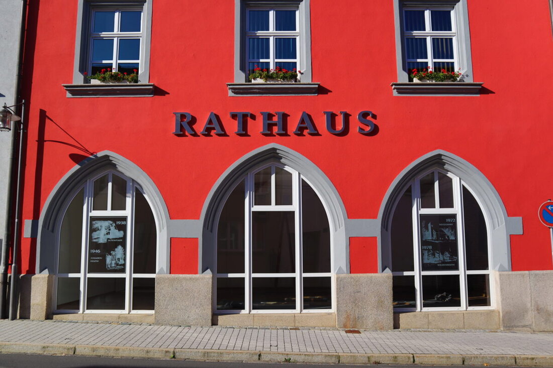 Erbendorf. Die CSU-Fraktion sowie der CSU-Ortsverband möchte mit einer Stellungnahme zur Berichterstattung über den Bürgermeister und die Stadtverwaltung Erbendorf ihr Sicht zur aktuellen Situation in Erbendorf klarstellen.