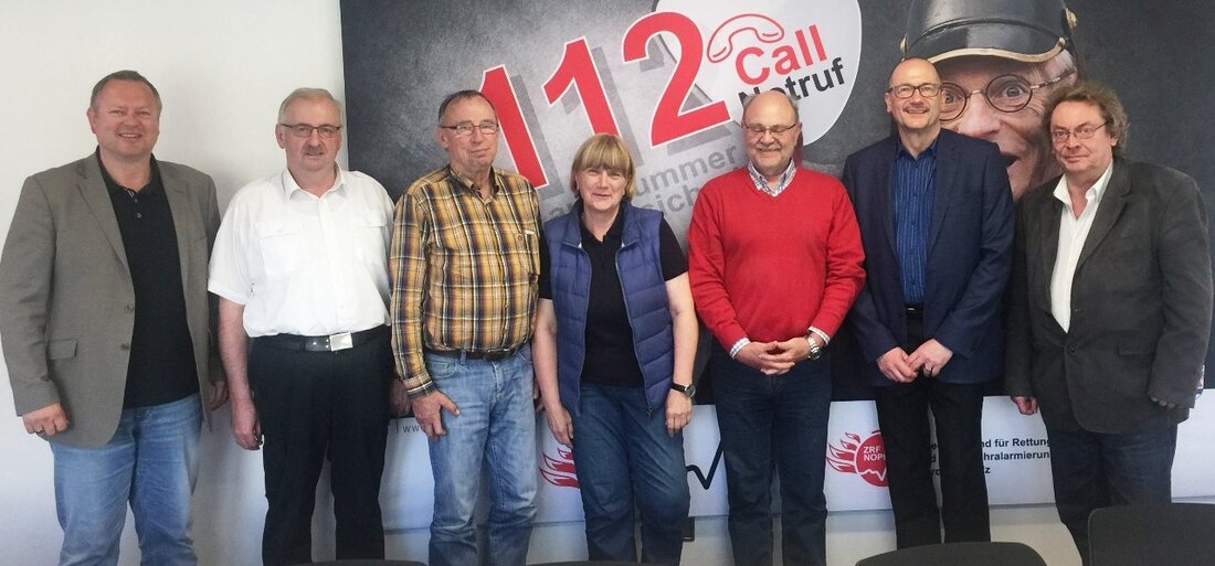 Weiden. Die Freien Wähler Weiden setzten letzte Woche ihre Reihe von Informationsbesuchen bei heimischen Einrichtungen und Firmen fort und besichtigten die Integrierte Leitstelle Nordoberpfalz (ILS). Dort erfuhren sie, was passiert, [&hellip;]