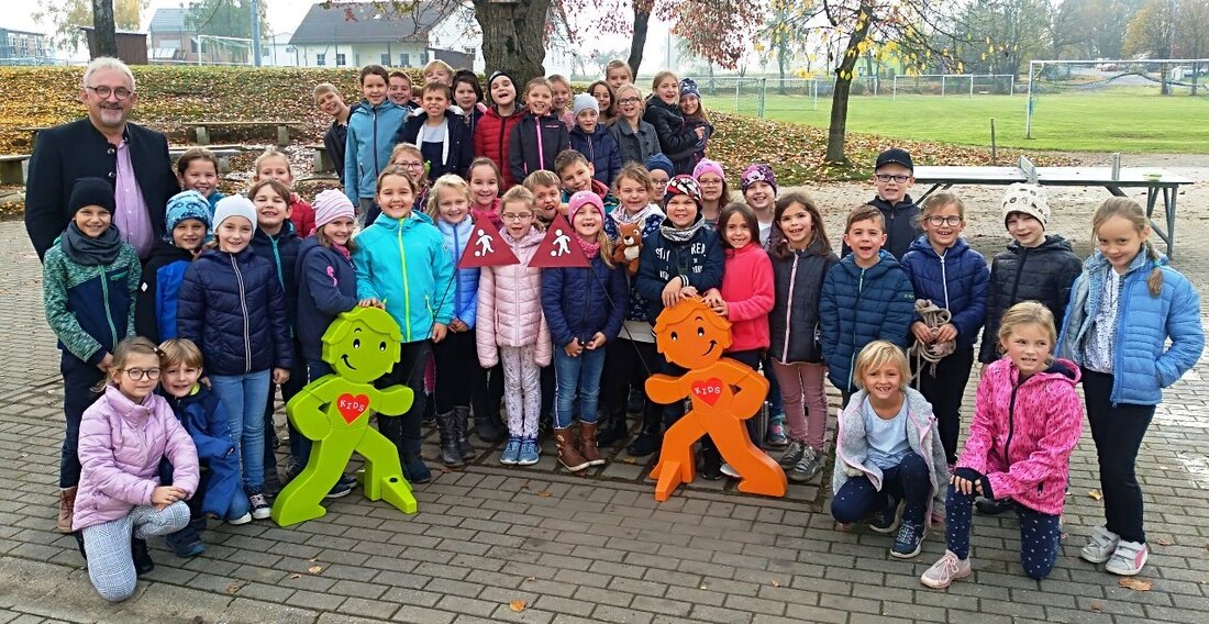 Püchersreuth. Eine gelungene Überraschung hatte Bürgermeister Rudolf Schopper für die Grundschulkinder im Gepäck. Als er die Grundschule besuchte, hatte er zwei Begleiter dabei. Von Tom Kreuzer Streetbuddys in orange und [&hellip;]