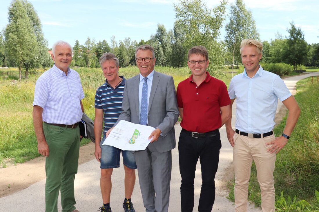 Tirschenreuth. Der Fischhofpark ist das grüne Wohnzimmer der Stadt und überregionales Aushängeschild. Jetzt hat das Gelände eine weitere Aufwertung erfahren. Denn nun ist die erst kürzlich von Antenne Bayern zur [&hellip;]