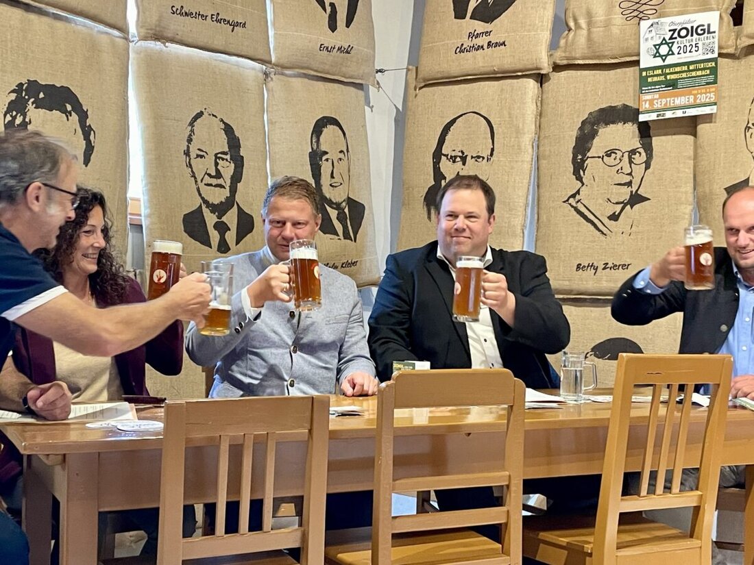 Eslarn. Fünf Zoigl-Hauptstädte tun sich zusammen: In Eslarn, Neuhaus, Windischeschenbach, Mitterteich und Falkenberg wird am Sonntag, 14. September, dem besonderen Bier gehuldigt. Von 10 bis 18 Uhr steigt der Oberpfälzer Zoigltag in Kooperation mit dem Bezirk Oberpfalz.