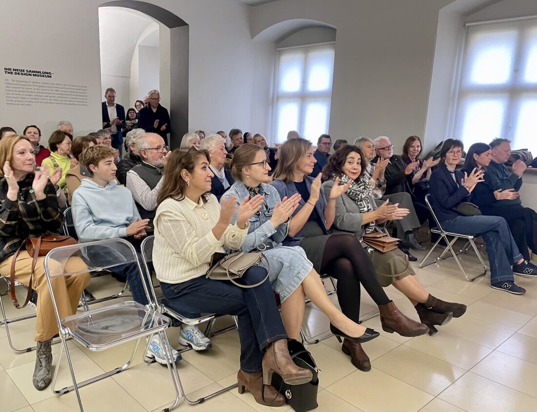 Weiden. Am Sonntag hat das Keramikmuseum nach umfassender Modernisierung mit 120 Gästen neu eröffnet. Man könnte auch sagen: Das "IKM" ist "refreshed". Fazit nach einem ersten Rundgang: absolut sehenswert! 